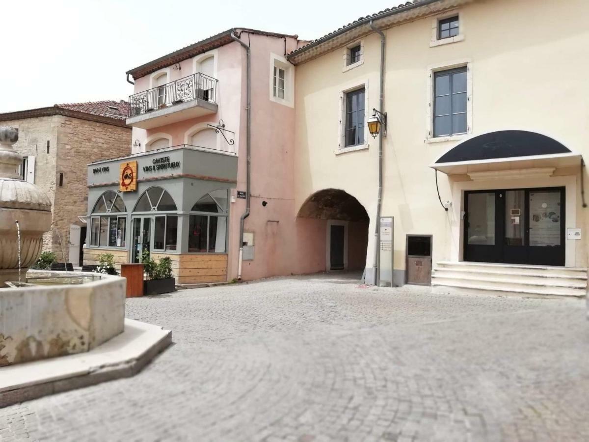 La Villa Tria Castella Saint-Paul-Trois-Chateaux Exterior photo